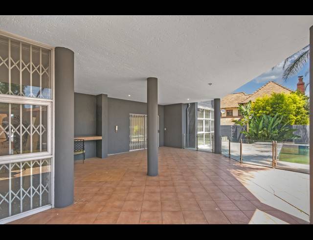 5 BEDROOM FREEHOLD FOR SALE IN MORNINGSIDE
